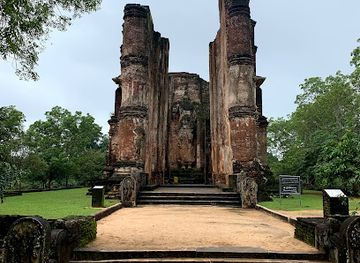 sri-lanka/eastern-province/landmark/lankatilaka-temple