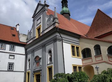 czechia/cesky-krumlov/landmark/monastery-of-the-minorites
