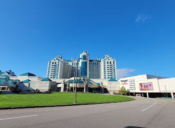 connecticut/mashantucket/landmark/tanger-outlets-foxwoods