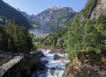 norway/geirangerfjord/landmark/geiranger-schaukel