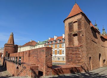 poland/warsaw/old-town/landmark/warsaw-barbican