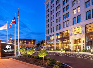 ohio/youngstown/landmark/doubletree-by-hilton-youngstown-downtown