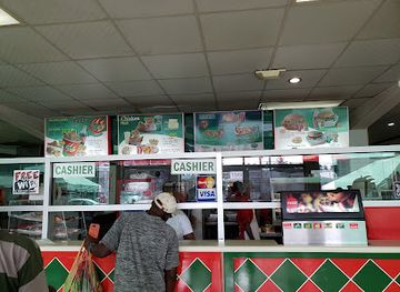 trinidad-and-tobago/mayaro/landmark/darryl-s-famous-foods