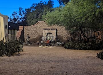 arizona/pima-county/landmark/el-tiradito-wishing-shrine