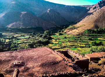 morocco/atlas-mountains/landmark/iminifri-natural-bridge
