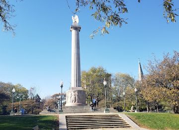 illinois/chicago/wicker-park/landmark/illinois-centennial-monument