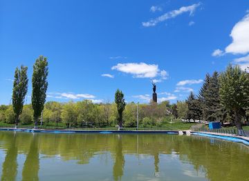 armenia/arpi-lake/landmark/mother-armenia