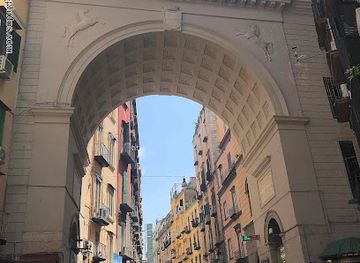 italy/naples/chiaia/landmark/ponte-di-chiaia