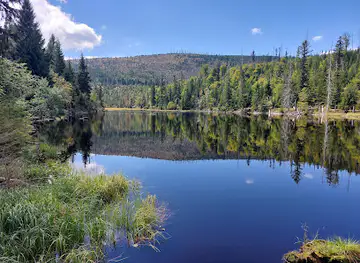 Jezero Laka
