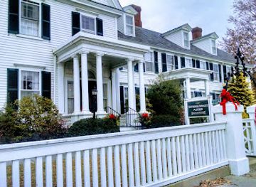 rhode-island/south-county/landmark/sprague-mansion