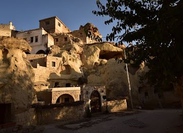 turkiye/cappadocia/ortahisar/landmark/shiraz-cave-cappadocia