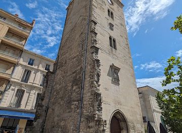 france/avignon/pont-saint-benezet/landmark/tour-saint-jean
