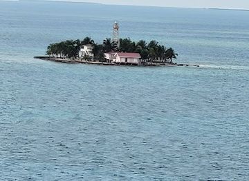 belize/caye-caulker/landmark/english-caye-light