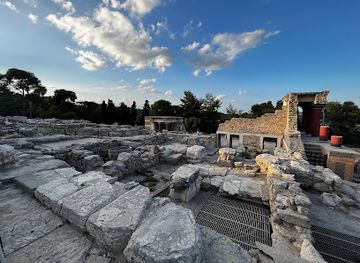 greece/heraklion/landmark/oldest-road-of-the-world