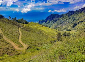 sri-lanka/horton-plains-national-park/landmark/devil-s-staircase-view-point
