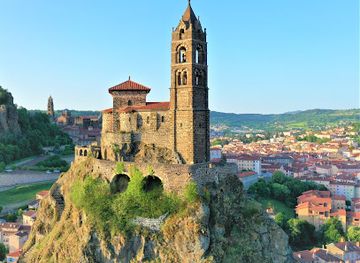 france/auvergne/landmark/rocher-saint-michel-d-aiguilhe