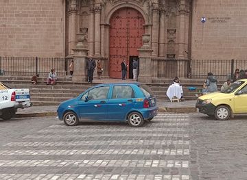 peru/cusco/san-pedro/landmark/feria-artesanal-plaza-san-pedro