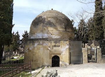 azerbaijan/shamakhi/landmark/shakhendan-mausoleum