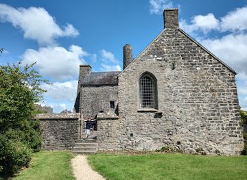 united-kingdom/pembrokeshire/attraction/monkton-old-hall-2