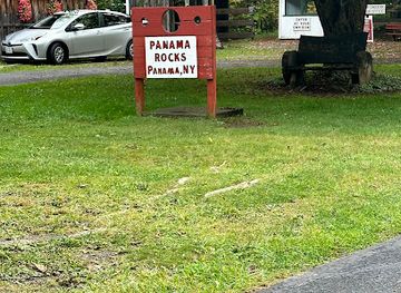 new-york/chautauqua-allegheny/landmark/panama-rocks-scenic-park