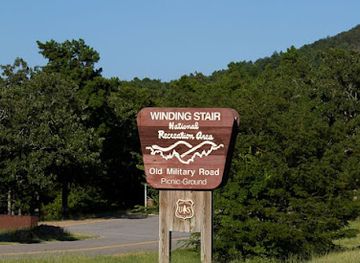 oklahoma/kiamichi-country/landmark/winding-stair-mountain-national-recreation-area