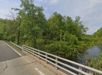 new-jersey/great-swamp-national-wildlife-refuge/landmark/great-swamp-lookout-harding-township