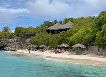 curacao/playa-kenepa/landmark/playa-kalki