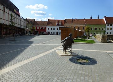 hungary/eger/landmark/gardonyi-geza-ter