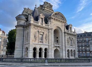 france/lille/landmark/hotel-de-ville-de-lille
