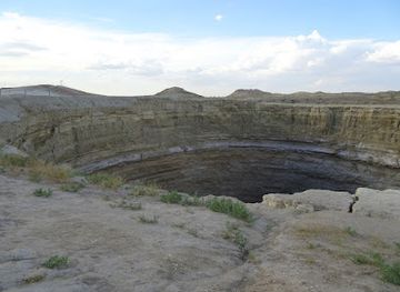 turkmenistan/sumbar-valley/landmark/garagum-ysyk