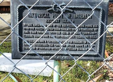 washington/seattle/landmark/ballast-island-historic-site