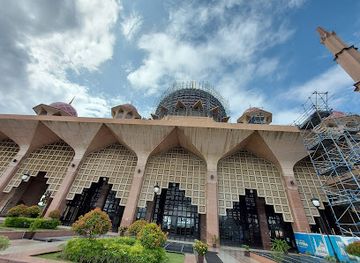 malaysia/klang-valley/landmark/putra-mosque