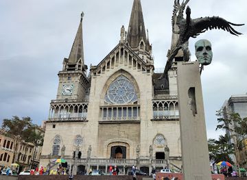 colombia/manizales/landmark/plaza-de-bolivar
