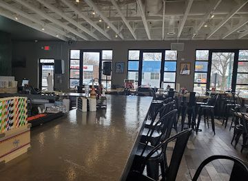 illinois/bolingbrook/landmark/perla-negra-mariscos