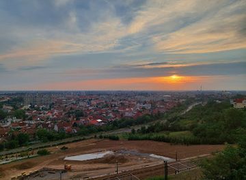romania/crisana/landmark/mushroom-hill