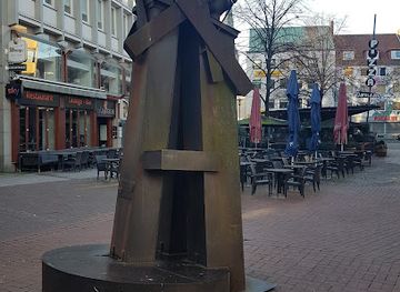 germany/hannover/landmark/bogside-69-skulptur