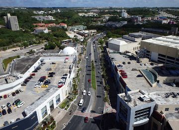 guam/tamuning/tumon/landmark/abandon-ship-tumon-temporarily-closed