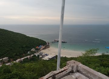 thailand/khao-yai/landmark/khao-ko-lan