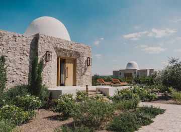 argentina/cuyo/landmark/chozos-resort