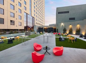 california/oakland/landmark/oakland-marriott-city-center