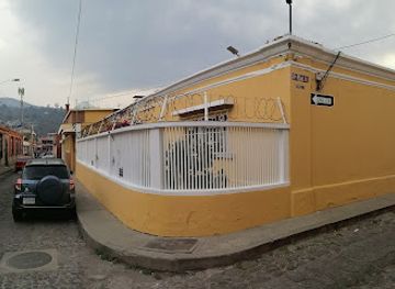 guatemala/quetzaltenango-xela/landmark/mucha-hotel