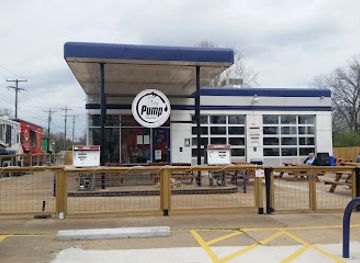 arkansas/rogers/landmark/city-pump-food-trucks-libations