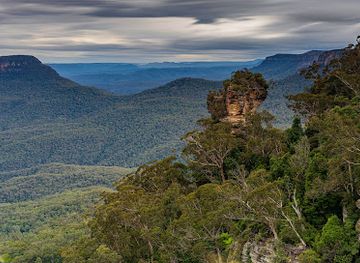 australia/blue-mountains/landmark/orphan-rock-lookout
