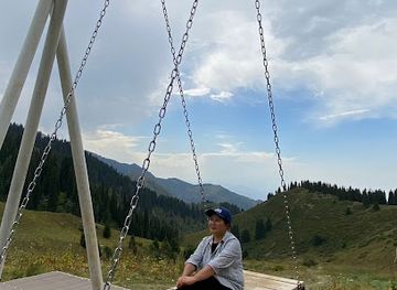 kazakhstan/almaty-mountains/landmark/altybakan