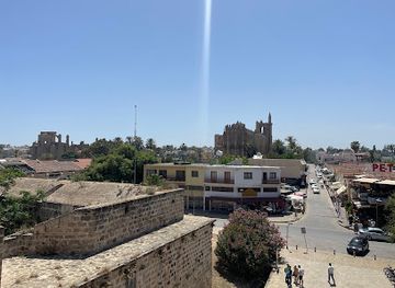 cyprus/famagusta-district/landmark/othello-tower