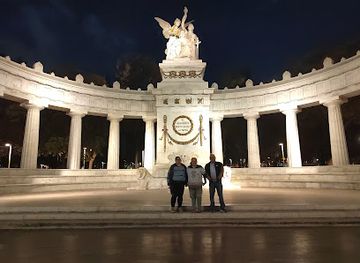 mexico/central-mexico/landmark/hemiciclo-a-juarez
