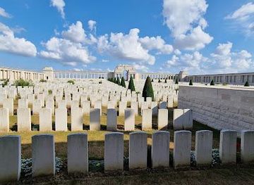 france/amiens/landmark/pozieres-memorial