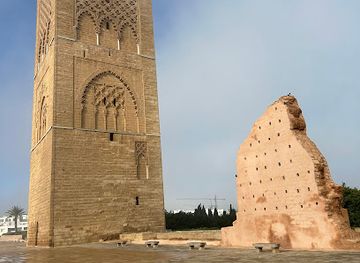 morocco/rabat/hassan-tower/landmark/hassan-tower-fortress-square
