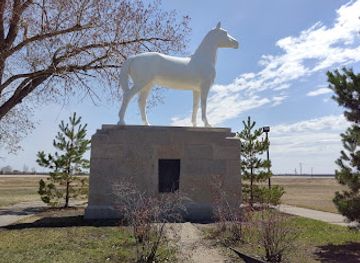 canada/manitoba/landmark/white-horse-monument