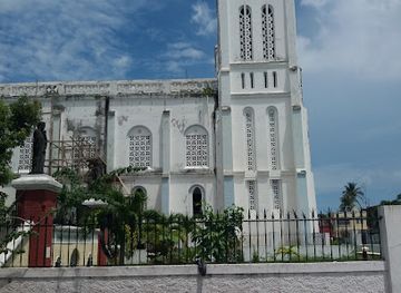 haiti/les-cayes/landmark/la-cayenne-bar-restaurant-patisserie-cremerie-location-materiels-et-equipements